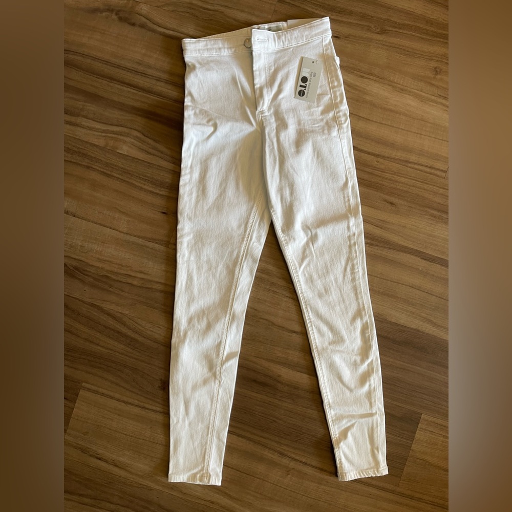 Topshop white high waisted skinny jeans